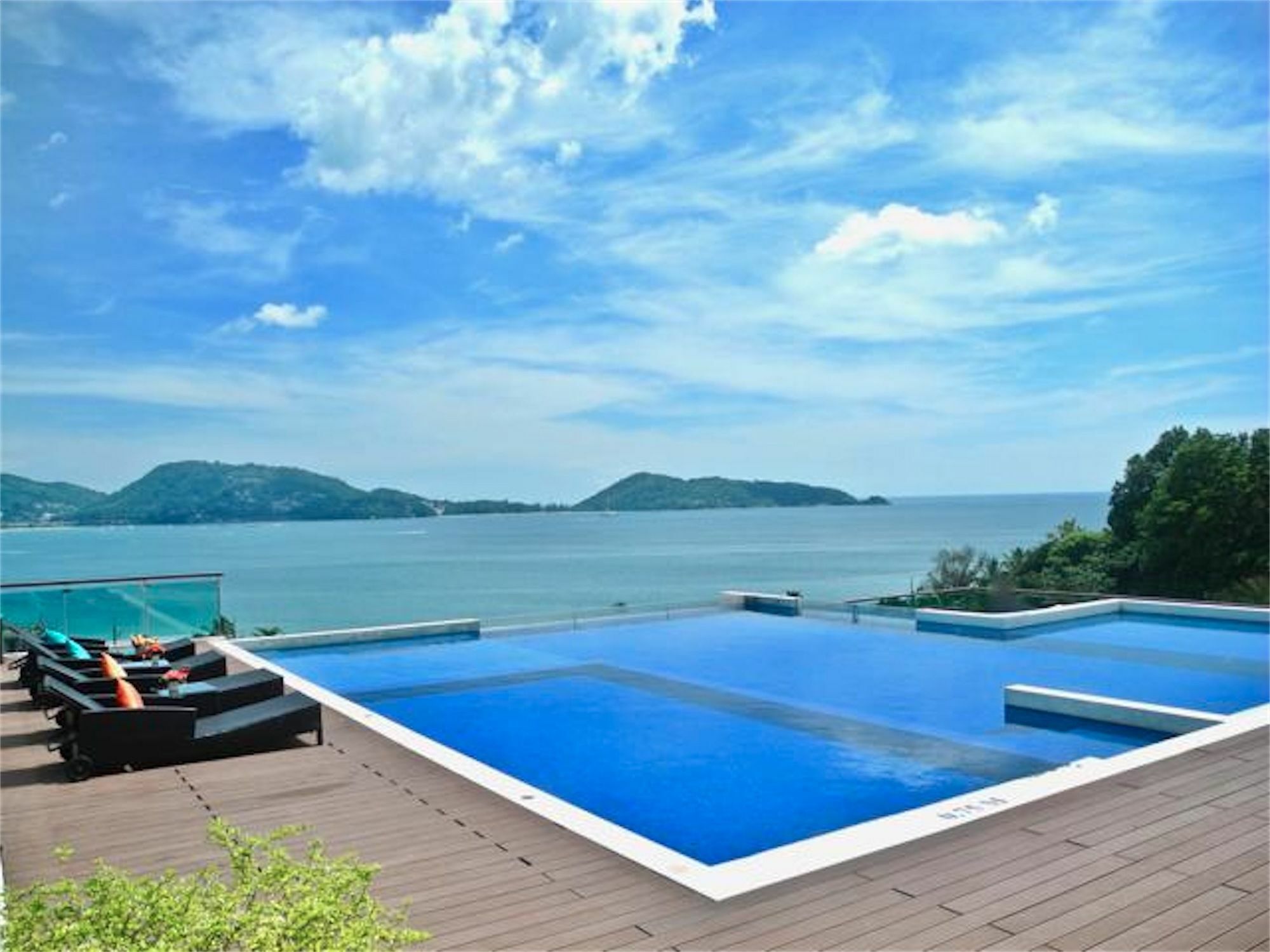 The Privilege Residence : 1 Bedroom Apartment In Patong Eksteriør bilde