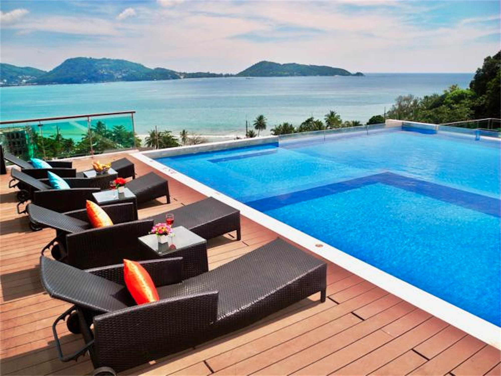 The Privilege Residence : 1 Bedroom Apartment In Patong Eksteriør bilde